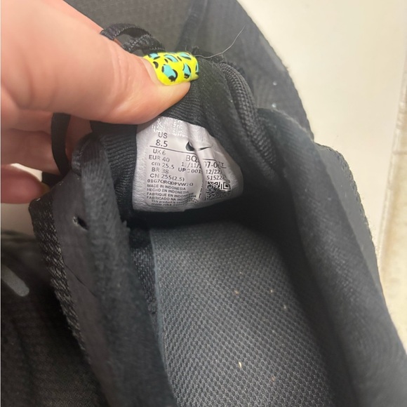 Nike Shoes Womens 8.5 Revolution 5 Athletic Running Low Sneakers Black Fabric - Picture 8 of 8